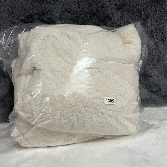 Pottery Barn Kids Accents Pottery Barn Kids Anywhere Sofa Sherpa